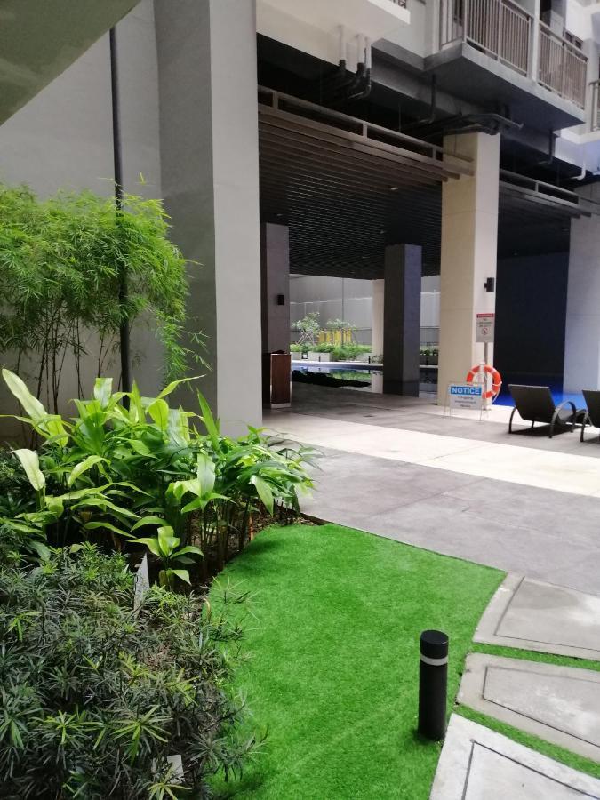 S Residencestower 3 - L&R Staycation Pasay Esterno foto